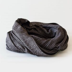 Lululemon Vinyasa Scarf